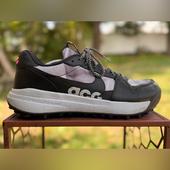 Nike ACG Lowcate ‘wolf gray hyper pink’ - Picture 1 of 7